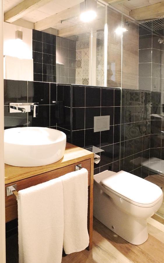 Architecture & Design In Triana Apartment Sevilla