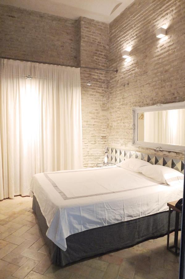 Architecture & Design In Triana Apartment Sevilla